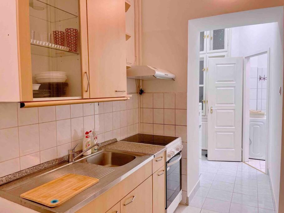 C Downtown Cozy Family Loft Apartment Budapesta Exterior foto