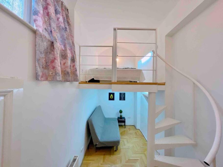 C Downtown Cozy Family Loft Apartment Budapesta Exterior foto